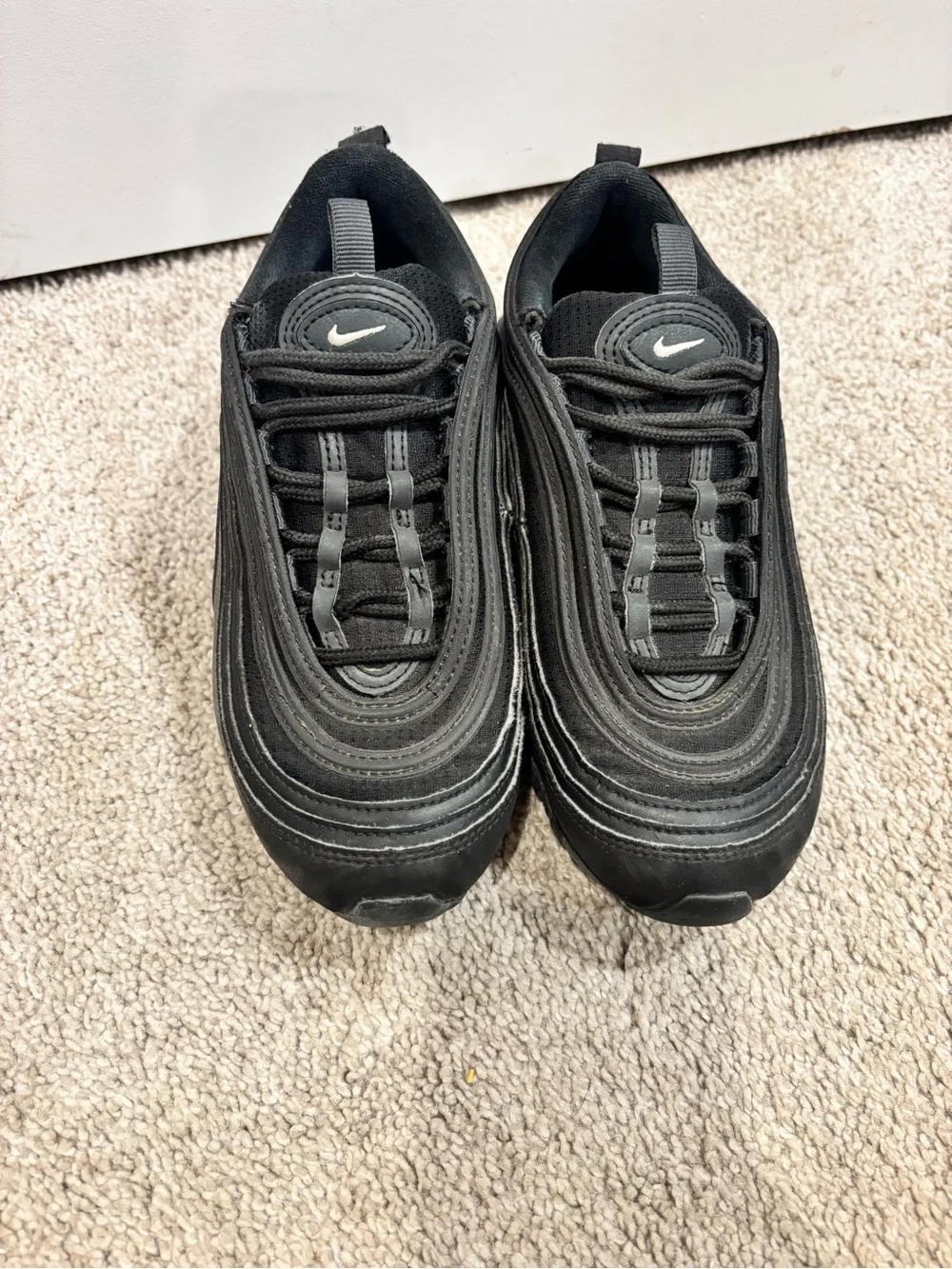 Nike Black Low-Top Wave Runner Sneakers